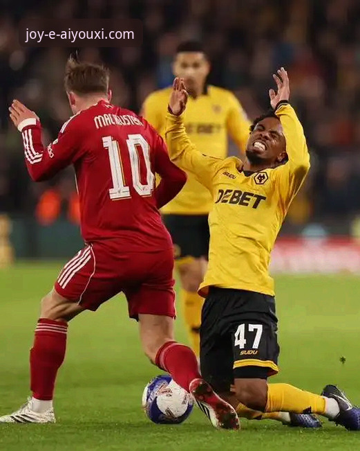 利物浦3-1客胜狼队晋级：一场流畅的足总杯沉浸式娱乐评测